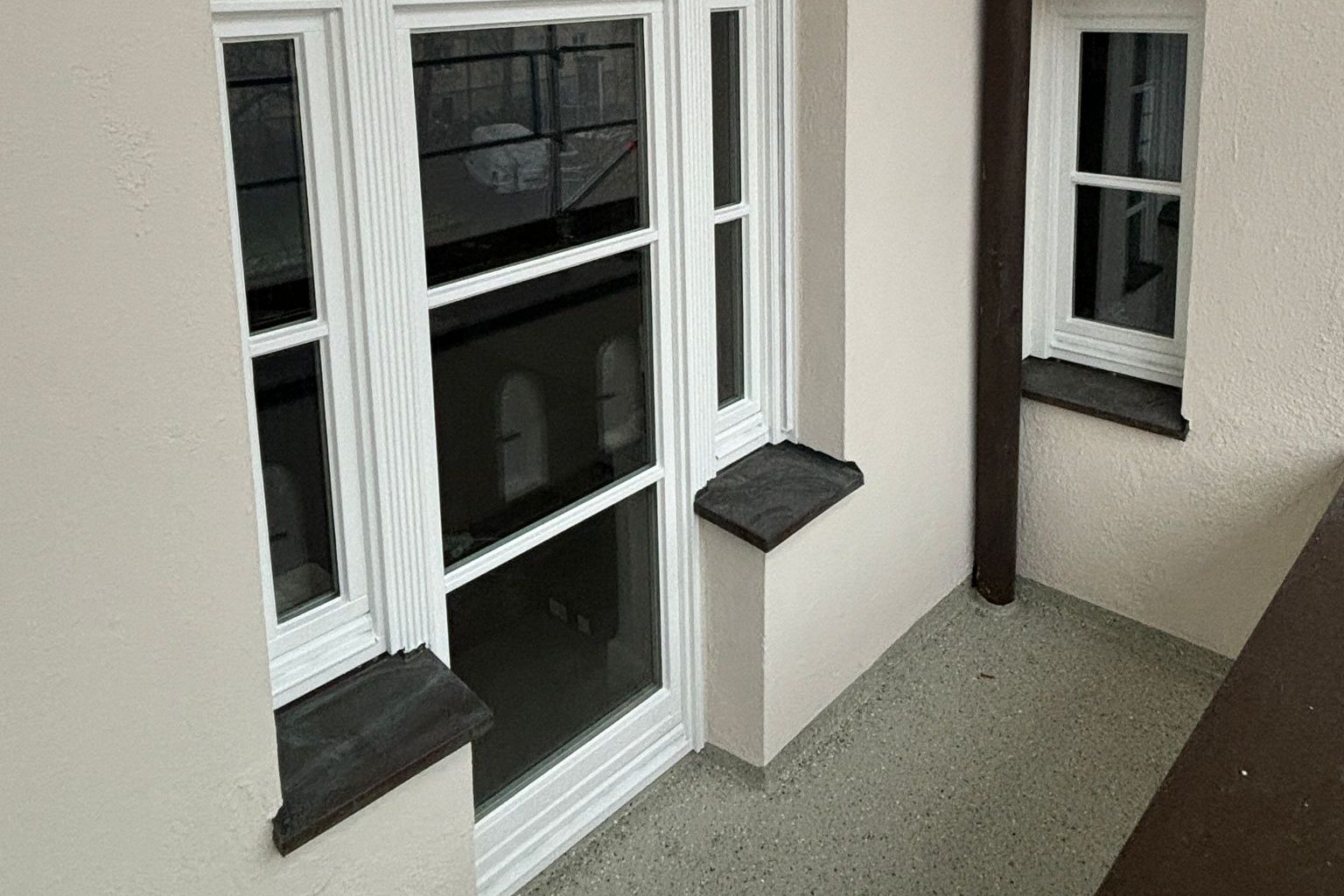 cropped-Radoslav-Nedeljkovic-Malerbetrieb-Muenchen-Bayern-Maler-Lackierarbeiten-Boden-Balkon-Sanierung.jpeg